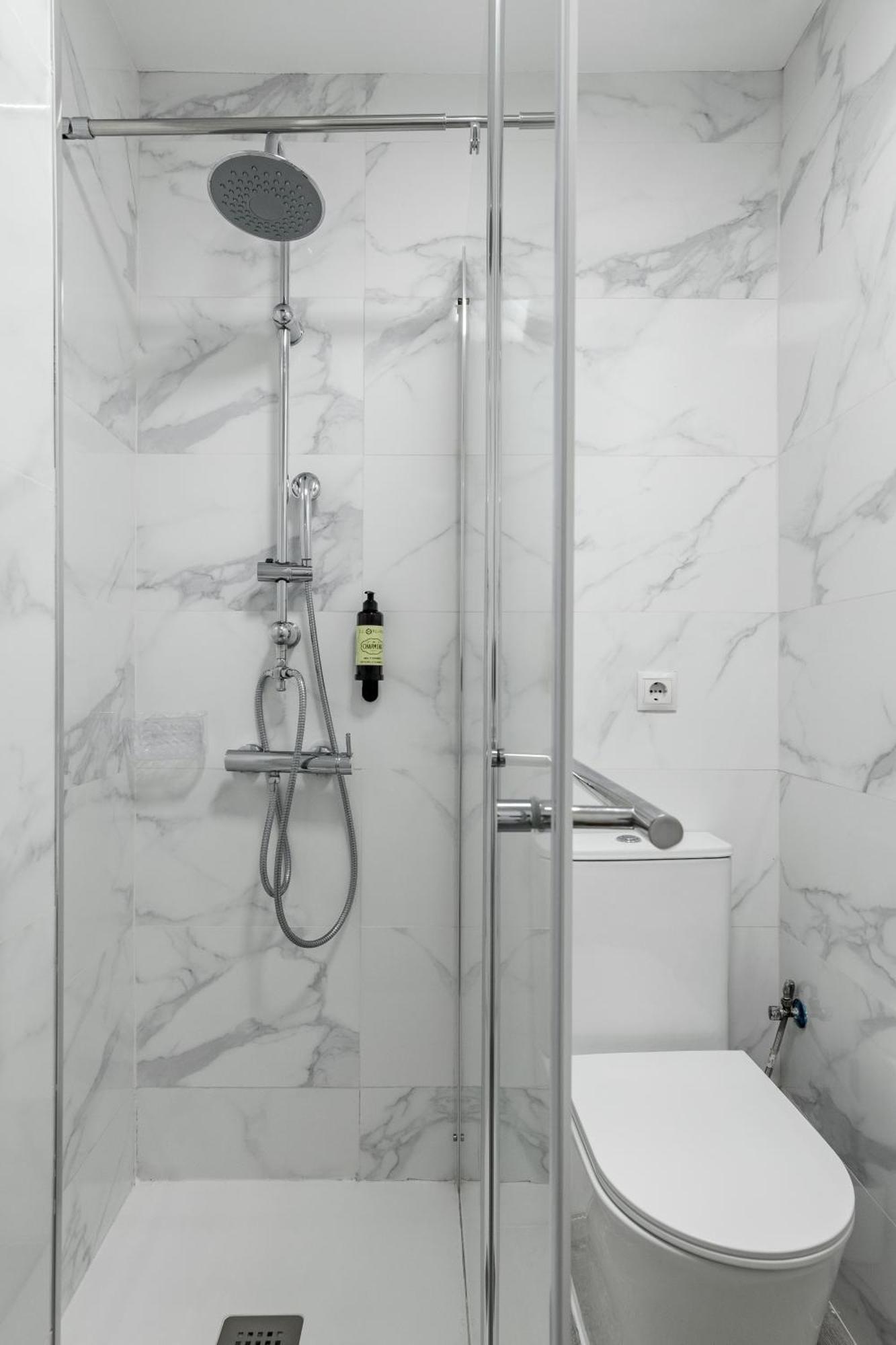 Charming Lucero Apartman Madrid Kültér fotó